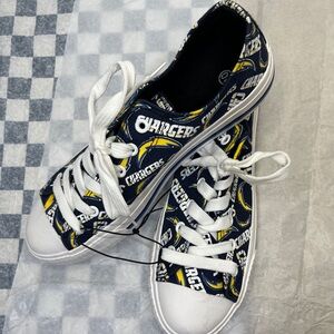 Los Angeles Chargers Womens Low Top Repeat Print Canvas Shoe